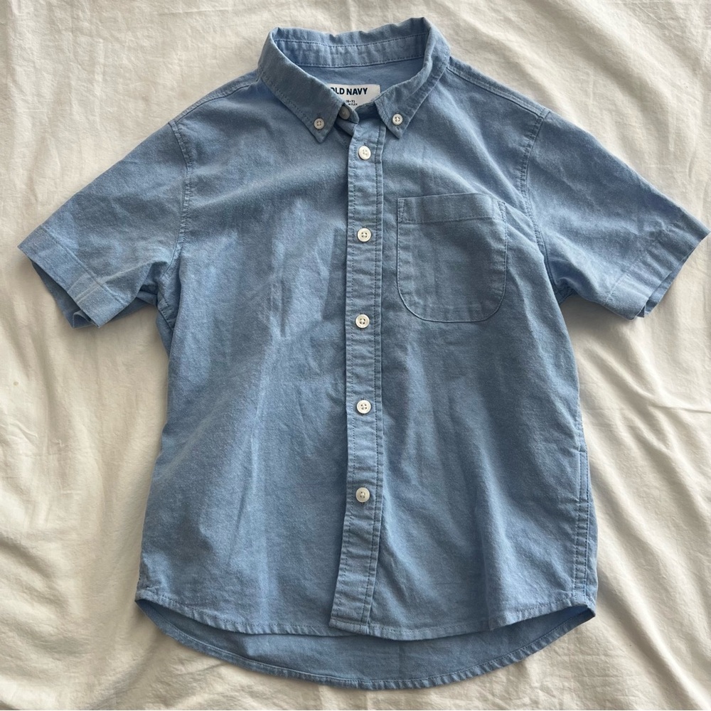 Old Navy boys button down, light blue, chambray, size S (6/7)